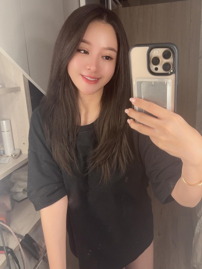 นางฟ้าพยาบาลสาวคนดัง ดับปริศนาในวัย 31 ปี นางฟ้าพยาบาลสาวคนดัง ดับปริศนาในวัย 31 ปี