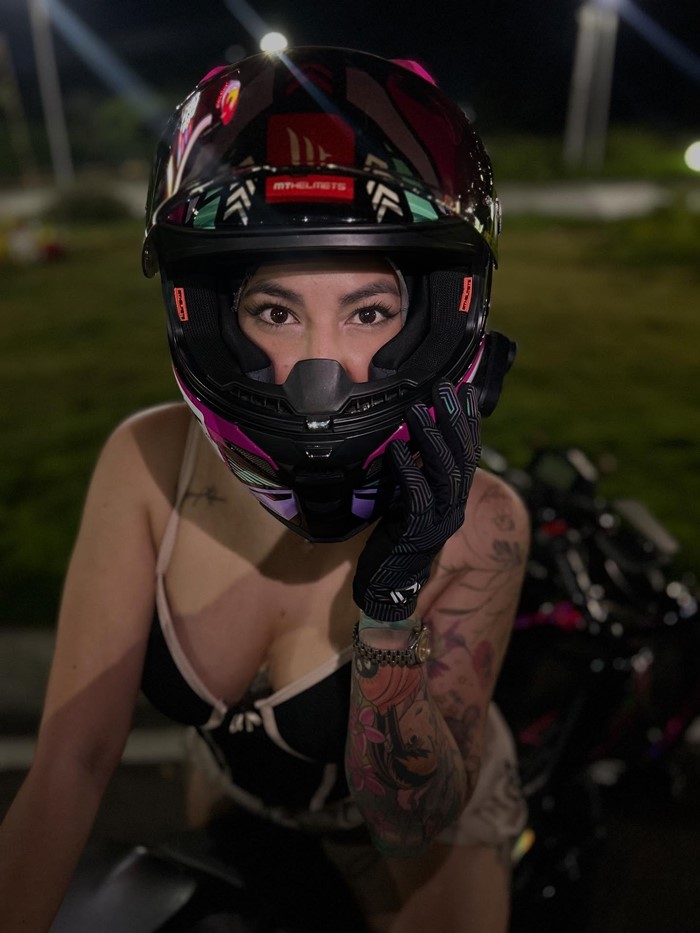 ลางบอกเหตุร้าย สาวนักบิดดับสลด