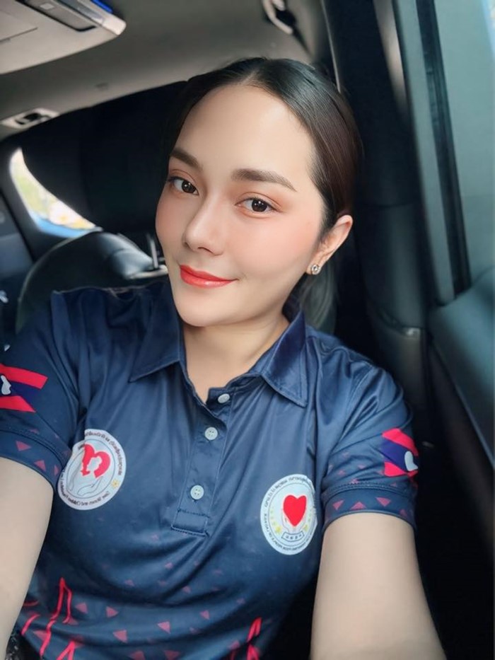 สาวลาวเปิดบริจาคช่วย น้ำท่วมหาดใหญ่