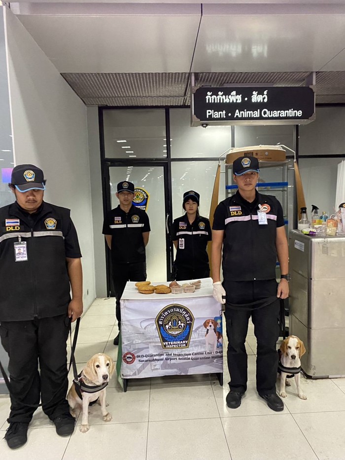  กระเป๋า ผดส. ถูก K9 ดมกลิ่นพบสิ่งผิดปกติ 