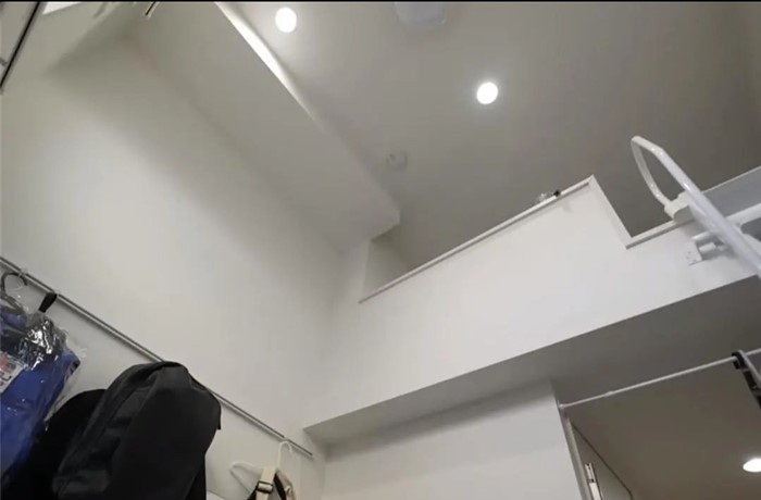 8 ตร.ม. แต่ทำให้ดูกว้างจนน่าทึ่ง 