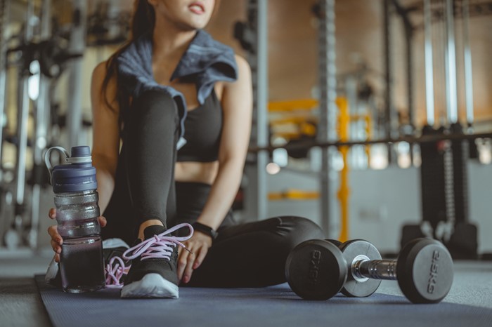  มารยาทในยิม คิดยังไง ? 