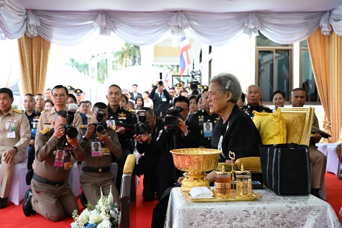 กรมสมเด็จพระเทพฯ ทรงเปิดงานกาชาด ประจำปี 2568 ณ สวนลุมพินี