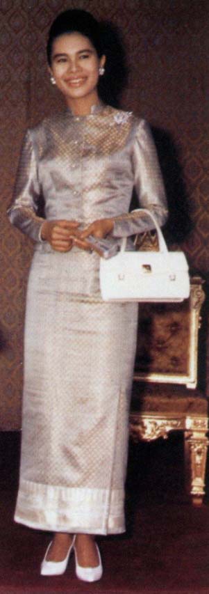 สมเด็จพระพันปีหลวง ทรงวิจิตร เผยจุดกำเนิดชุดไทยพระราชนิยม จากพระราชเสาวนีย์