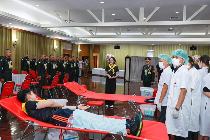 เจ้าคุณพระสินีนาถ พิลาสกัลยาณี บริจาคโลหิตถวายเป็นพระราชกุศล 