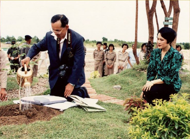 พระราชกรณียกิจ สมเด็จพระนางเจ้าสิริกิติ์ พระบรมราชินีนาถ พระบรมราชชนนีพันปีหลวง   