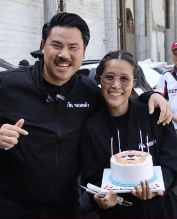 เปิดประวัติ อีฟ กาญจนา สถาวร ประธานมูลนิธิ กันจอมพลัง ช่วยสู้