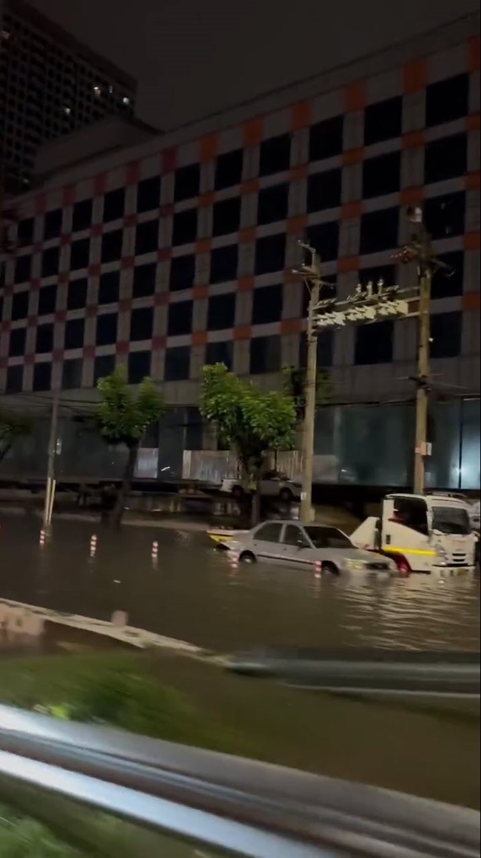 น้ำท่วม รัชดาภิเษก