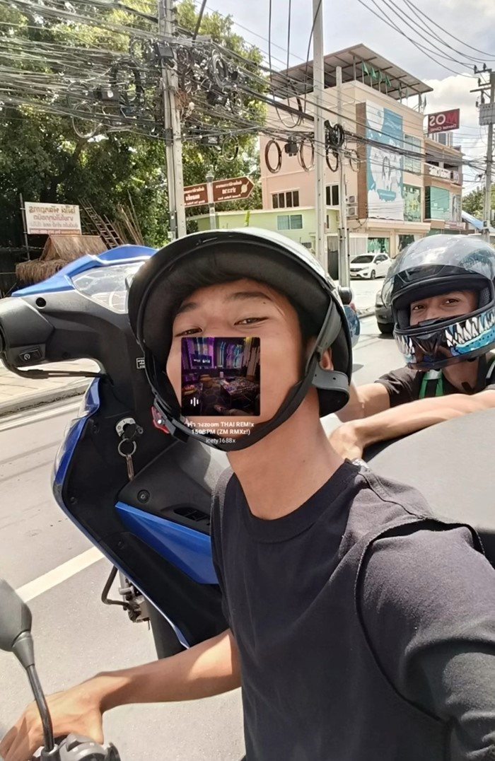 แบกเวฟขึ้นรถ