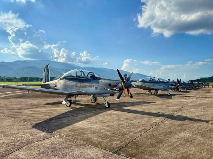 เครื่องบิน AT-6TH เครื่องบิน AT-6TH