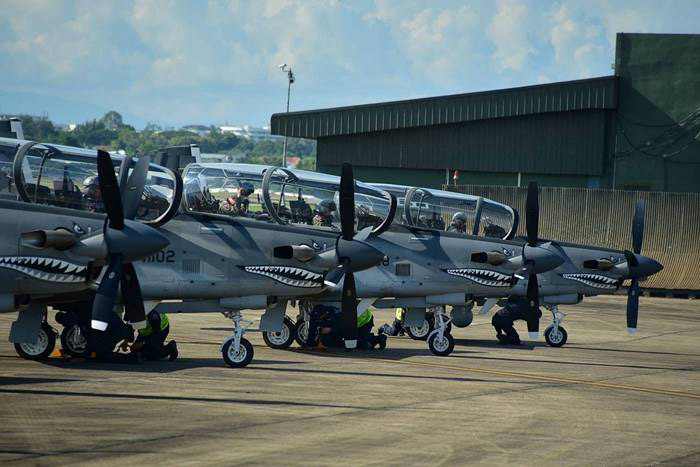 เครื่องบิน AT-6TH เครื่องบิน AT-6TH