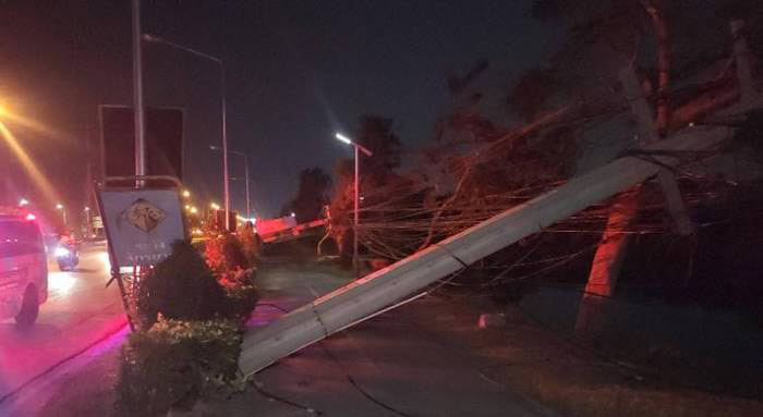 ไฟดับกลางดึก