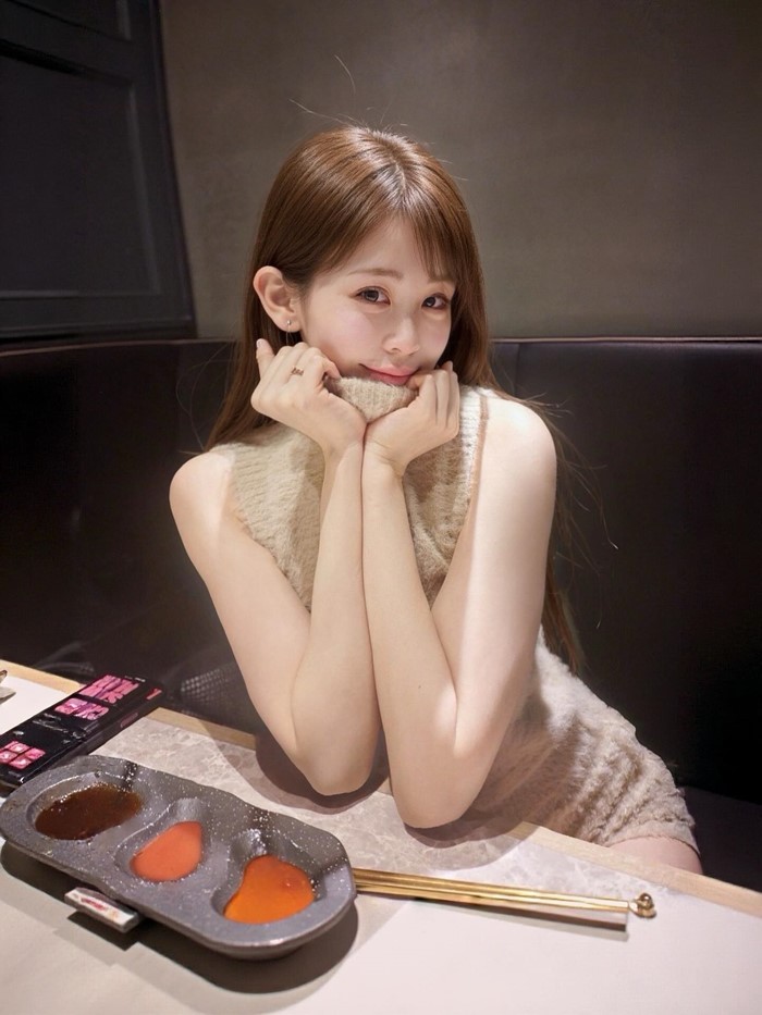 RINOA แรปเปอร์สายแซ่บ จ่อปล่อยผลงาน AV RINOA แรปเปอร์สายแซ่บ จ่อปล่อยผลงาน AV