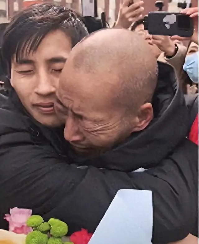 20 ปี พลัดพรากไปคนละซีกโลก 20 ปี พลัดพรากไปคนละซีกโลก