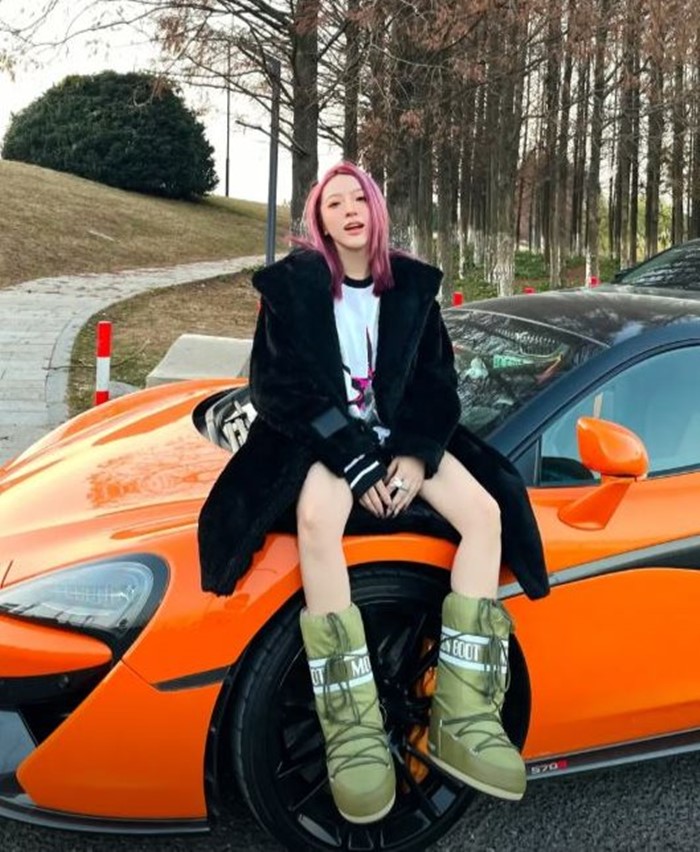  เน็ตไอดอลสาวเซ็กซี่ คนดังโซเชียลจีน เสียชีวิตกะทันหัน