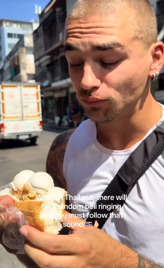 รีวิวไอติมรถเข็นไทย รอมา 3 สัปดาห์ รีวิวไอติมรถเข็นไทย รอมา 3 สัปดาห์