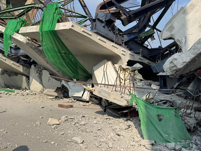 เครนถล่ม พระราม 2 เครนถล่ม พระราม 2