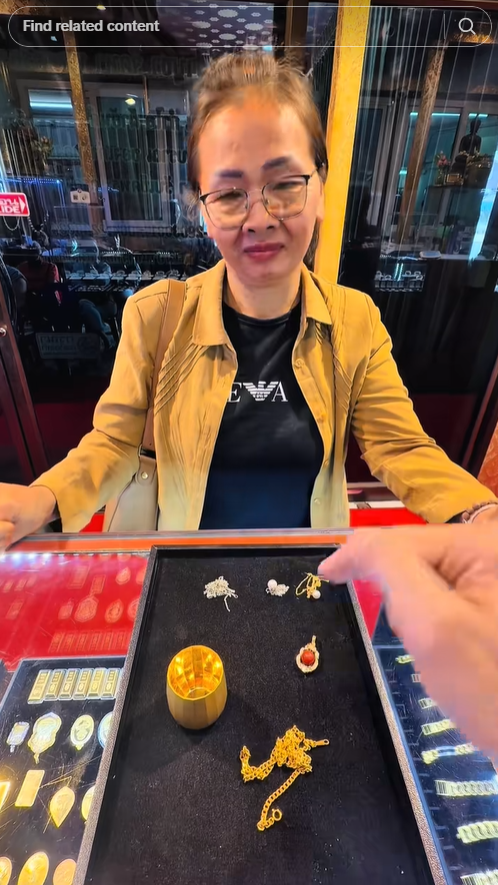  แก้วน้ำทองคำ