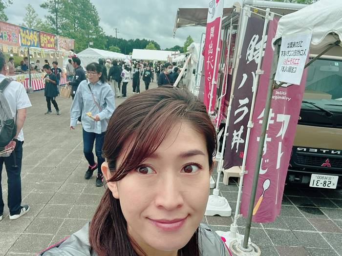 อดีตสาวกราเวียร์ เตรียมนั่งเก้าอี้ สส. หลังชนะเลือกตั้งแลนด์สไลด์ 