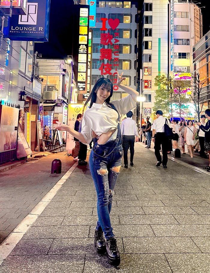 ไอดอลสาว เผยลุค ก่อน หลังเลิกงาน ไอดอลสาว เผยลุค ก่อน หลังเลิกงาน