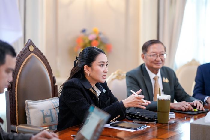 สุริยะ จึงรุ่งเรืองกิจ นั่งรักษาการนายกฯ หลังศาล รธน. สั่ง อุ๊งอิ๊ง หยุดปฏิบัติหน้าที่ สุริยะ จึงรุ่งเรืองกิจ นั่งรักษาการนายกฯ หลังศาล รธน. สั่ง อุ๊งอิ๊ง หยุดปฏิบัติหน้าที่