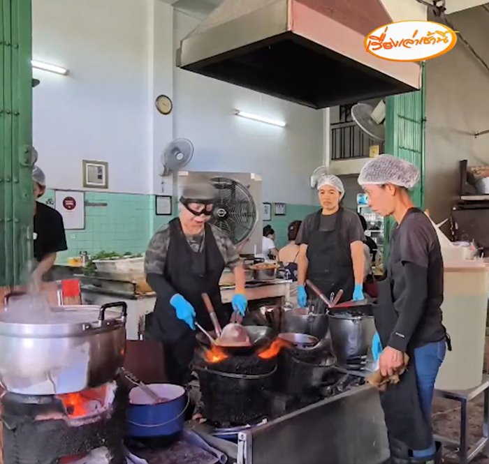 ปรับเจ๊ไฝ 2,000 ปมทำไข่เจียวปู