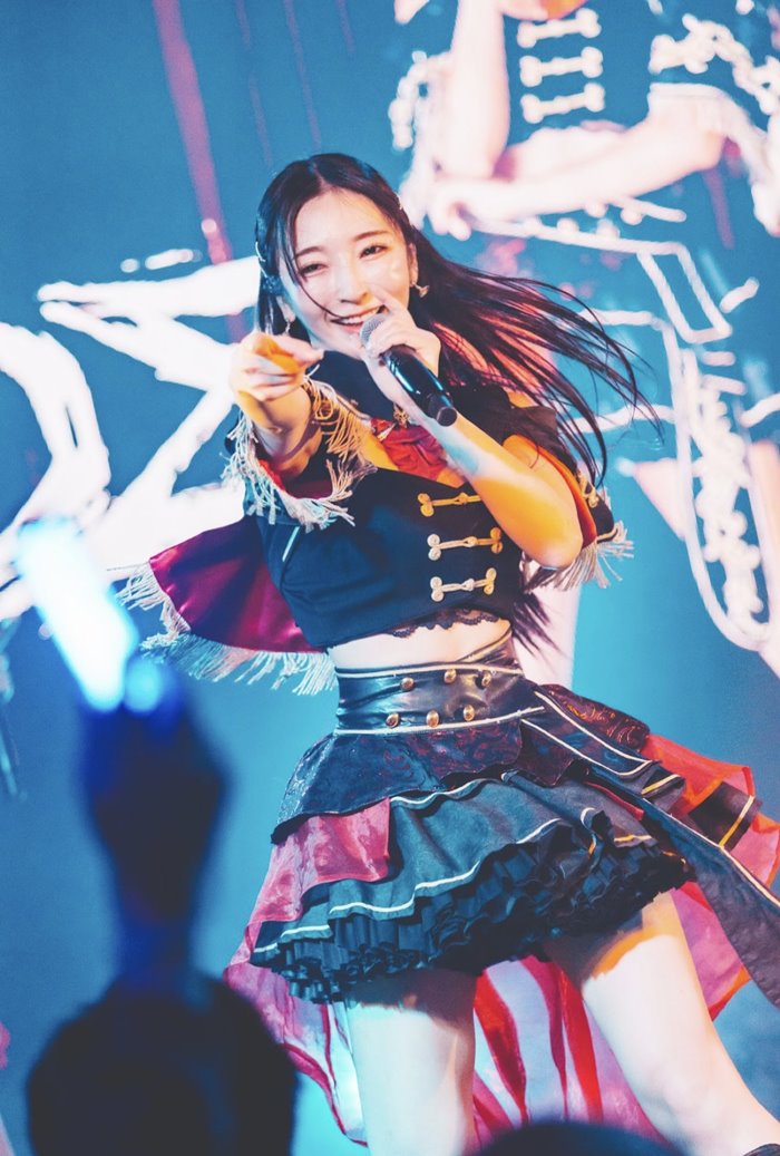 ไอดอลสาว เผยลุค ก่อน หลังเลิกงาน ไอดอลสาว เผยลุค ก่อน หลังเลิกงาน