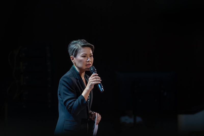 แอ้ม สโรชา ชักเกร็งหมดสติ หลังป่วยมะเร็ง