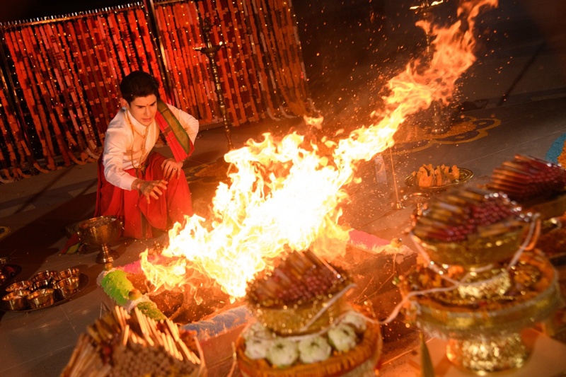 ประวัติ เอ จักรพรรดิ