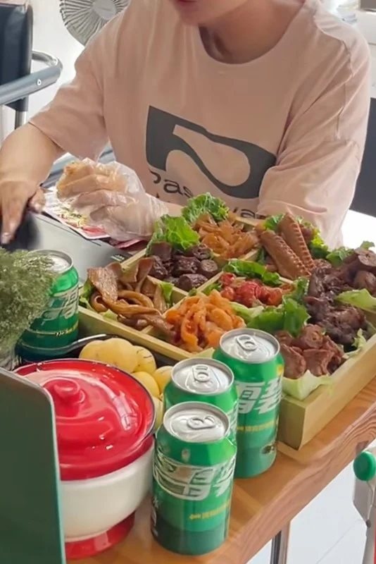  งานในฝัน นั่งกินหน้าจอ เงินเดือน 45,000