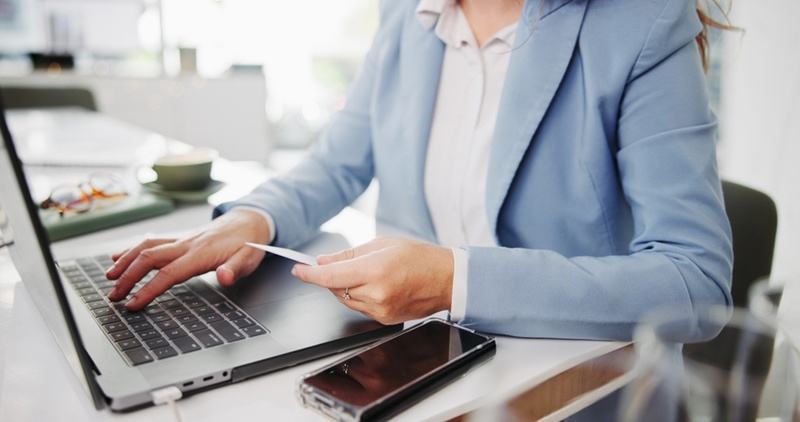 หญิงฝากเงิน 59 ล้าน ช็อกแค่ 4 ปีเงินหายเกลี้ยง หญิงฝากเงิน 59 ล้าน ช็อกแค่ 4 ปีเงินหายเกลี้ยง