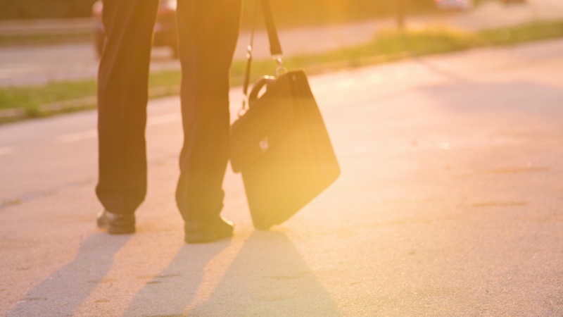 หนุ่มสร้างบ้านสวย เชิญเจ้านายร่วมปาร์ตี้