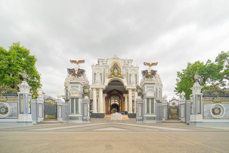 ขายบ้าน 250 ล้านบาท มีคุณสมบัติ 25 ข้อ 