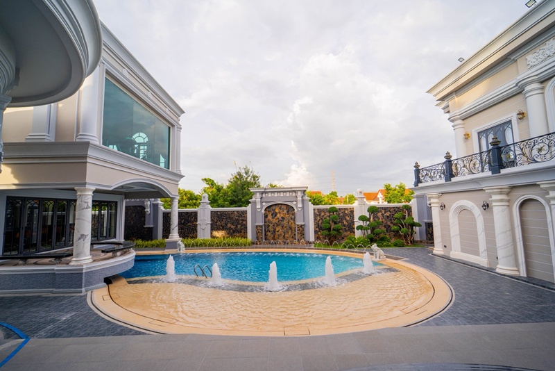 ขายบ้าน 250 ล้านบาท มีคุณสมบัติ 25 ข้อ 