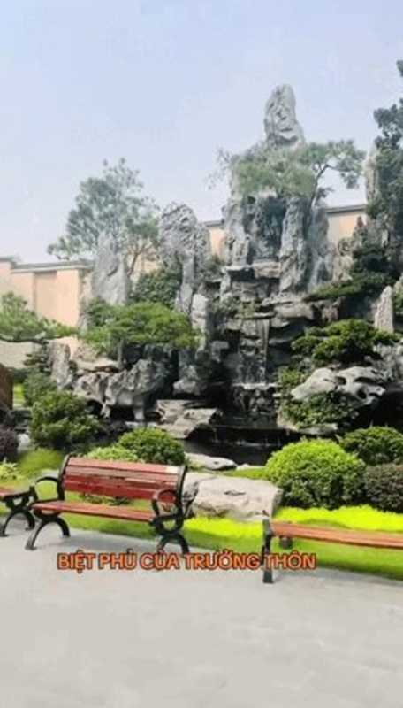 บ้านผู้ใหญ่บ้านในเวียดนาม อลังการราวกับฉากถ่ายหนัง บ้านผู้ใหญ่บ้านในเวียดนาม อลังการราวกับฉากถ่ายหนัง