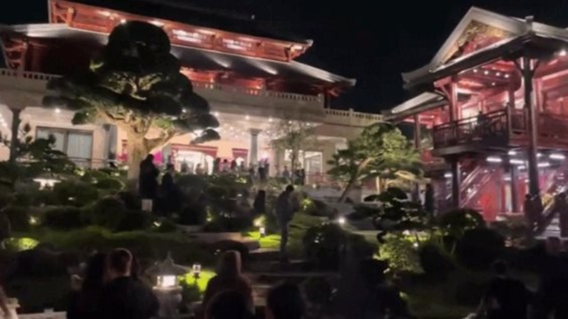 บ้านผู้ใหญ่บ้านในเวียดนาม อลังการราวกับฉากถ่ายหนัง บ้านผู้ใหญ่บ้านในเวียดนาม อลังการราวกับฉากถ่ายหนัง