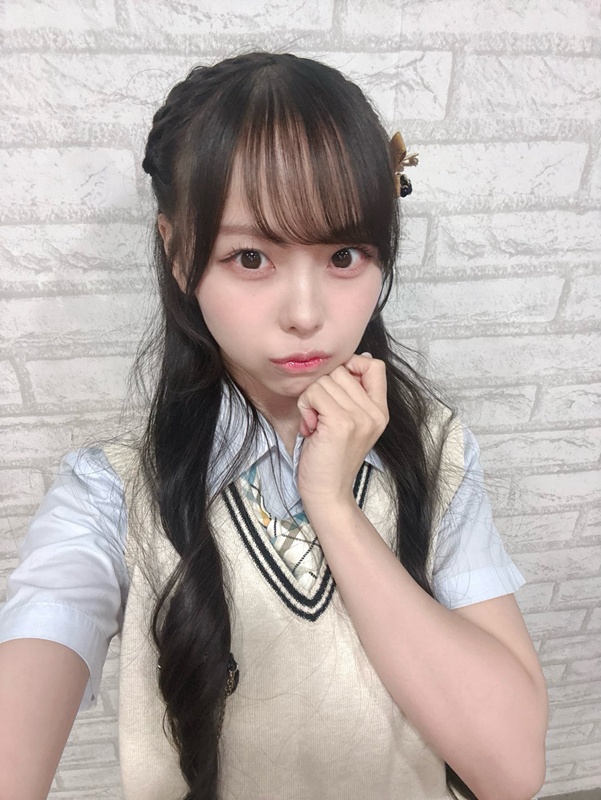 ไอดอลสาวโป๊ะแรง โดนจับได้ใช้แอคหลุมด่าบริษัท 