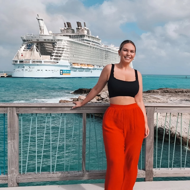 พนักงานเรือสำราญ