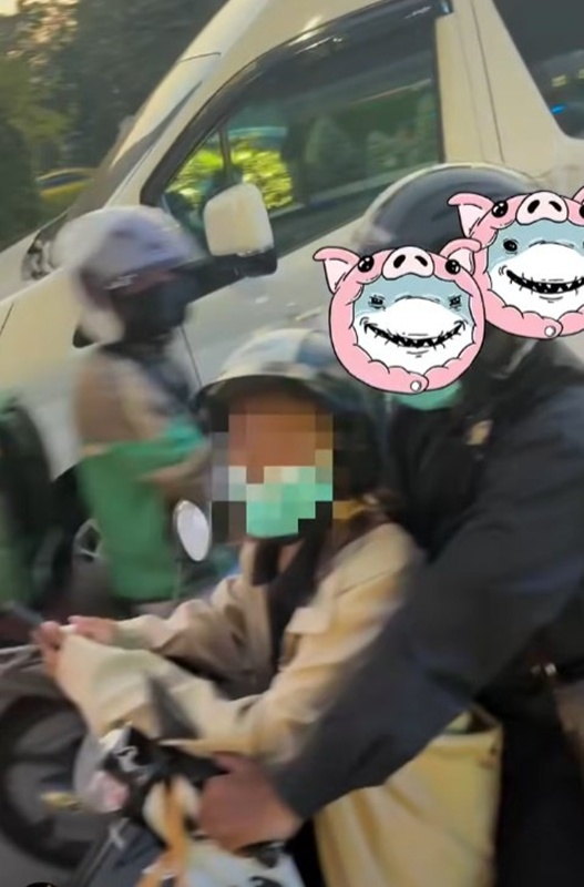 ไรเดอร์มารับผู้โดยสาร 