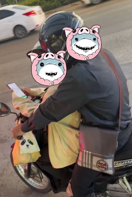 ไรเดอร์มารับผู้โดยสาร 