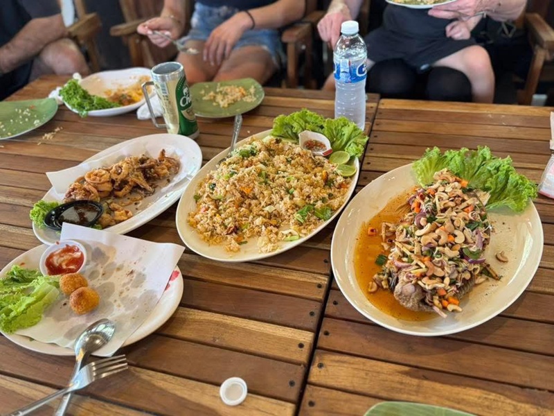 ไข่เจียว 400 บาท ไข่เจียว 400 บาท