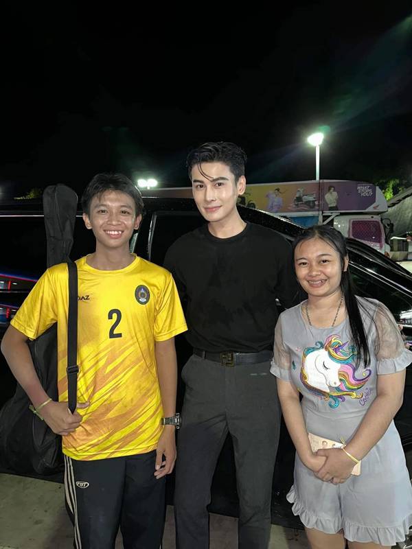 พู่กัน แมลงปอ เรียนจบแล้ว