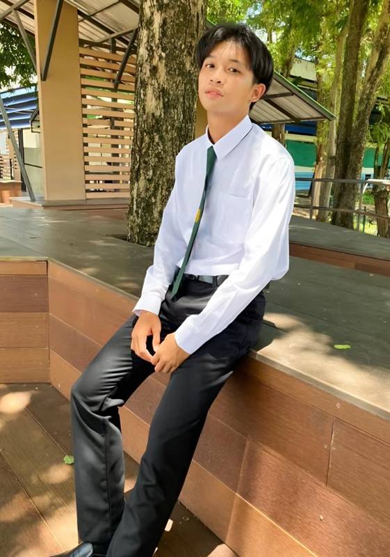 พู่กัน แมลงปอ เรียนจบแล้ว