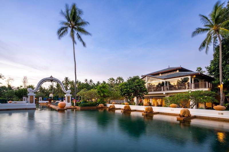 เปิดยอดเซอร์วิส ชาร์จ โรงแรมดังภูเก็ต เปิดยอดเซอร์วิส ชาร์จ โรงแรมดังภูเก็ต