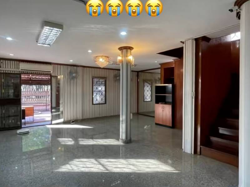 อวสานบ้านทรงไทย