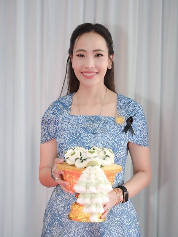 จ๋า ธนนนท์ ภรรยา อนุทิน