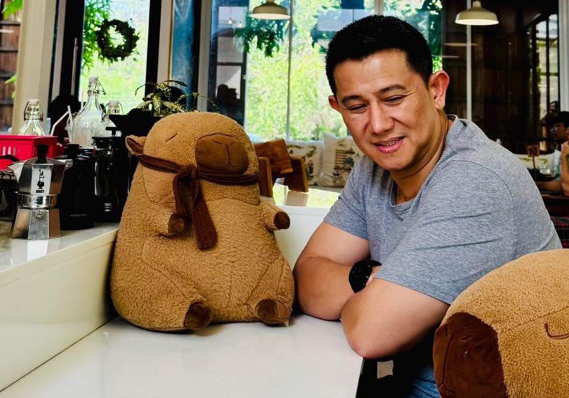 พล.ต.อ. สุรเชษฐ์ หักพาล พล.ต.อ. สุรเชษฐ์ หักพาล