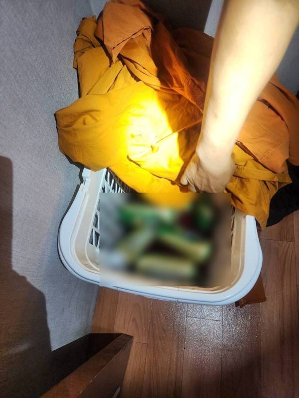 พระฉาว ลวงเณรย่ำยี