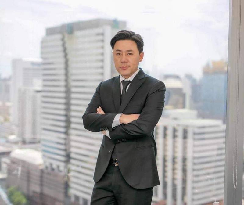 ทนายตั้ม ษิทรา