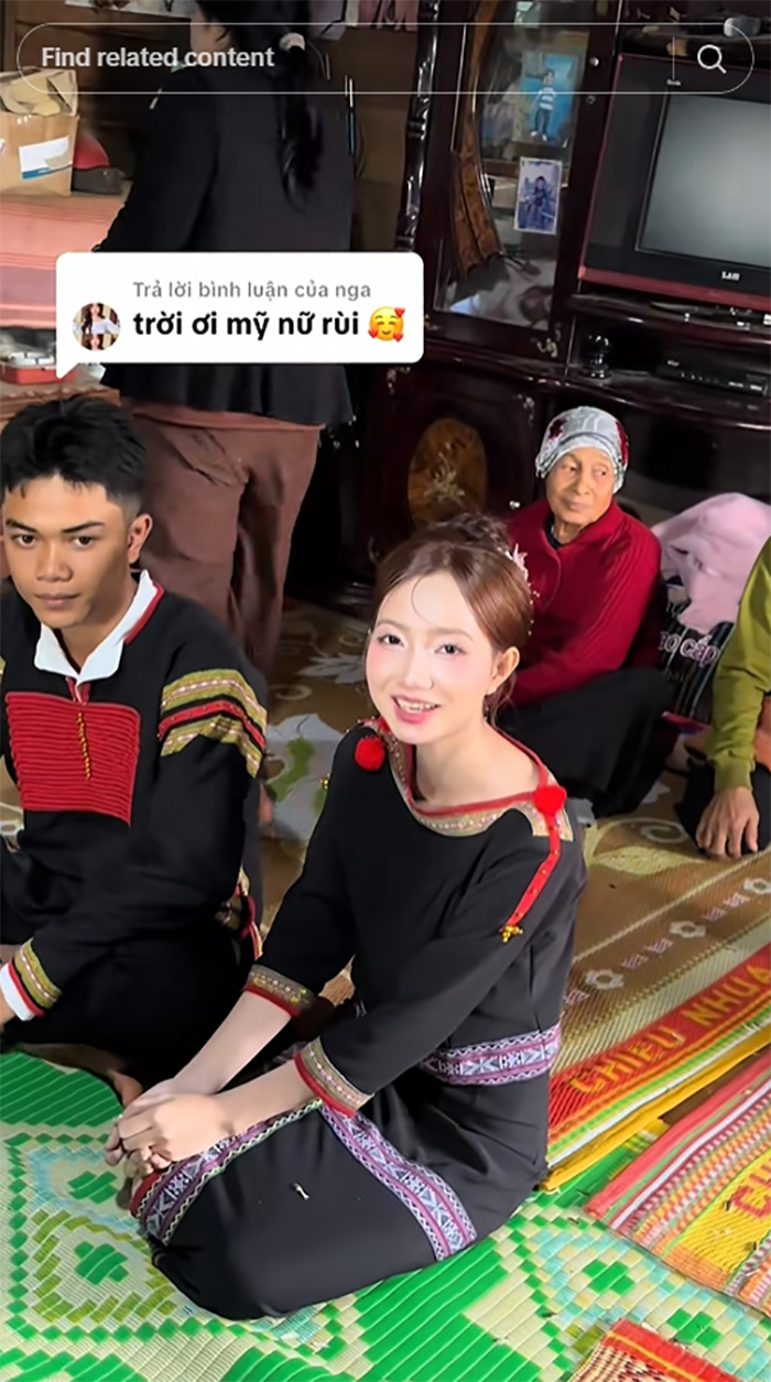 คู่รักชนเผ่าจัดพิธีหมั้น เจ้าสาวสวยจนตะลึง